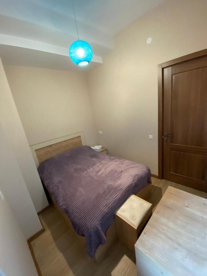 Lovely And Cozy Apartment! Кутаиси Екстериор снимка