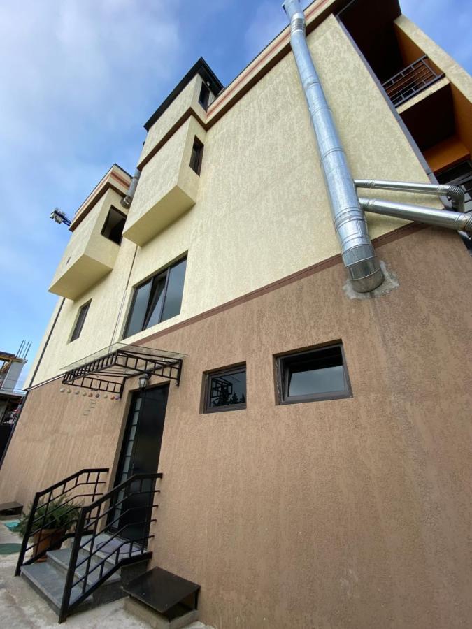 Lovely And Cozy Apartment! Кутаиси Екстериор снимка