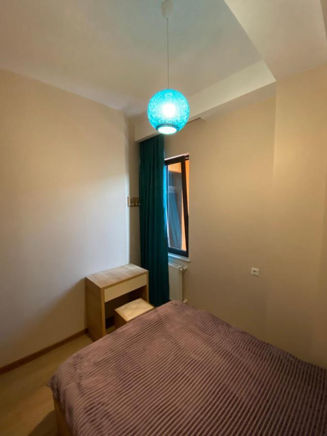 Lovely And Cozy Apartment! Кутаиси Екстериор снимка